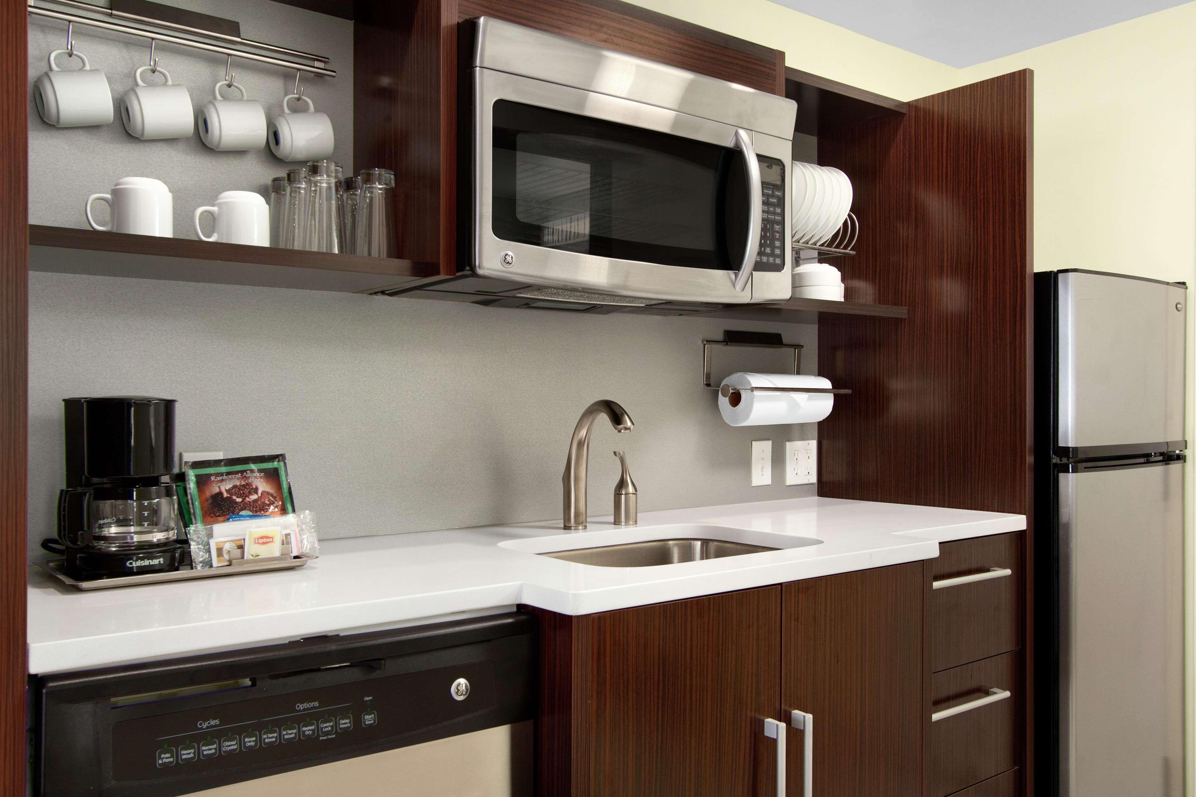 Comfort Inn & Suites Baltimore Bilik gambar